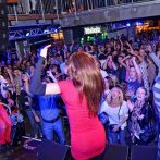 Thank you Düsseldorf & Diebels! – Pamela Falcon & NEW YORK NIGHTS at the Düsseldorf Kirmes